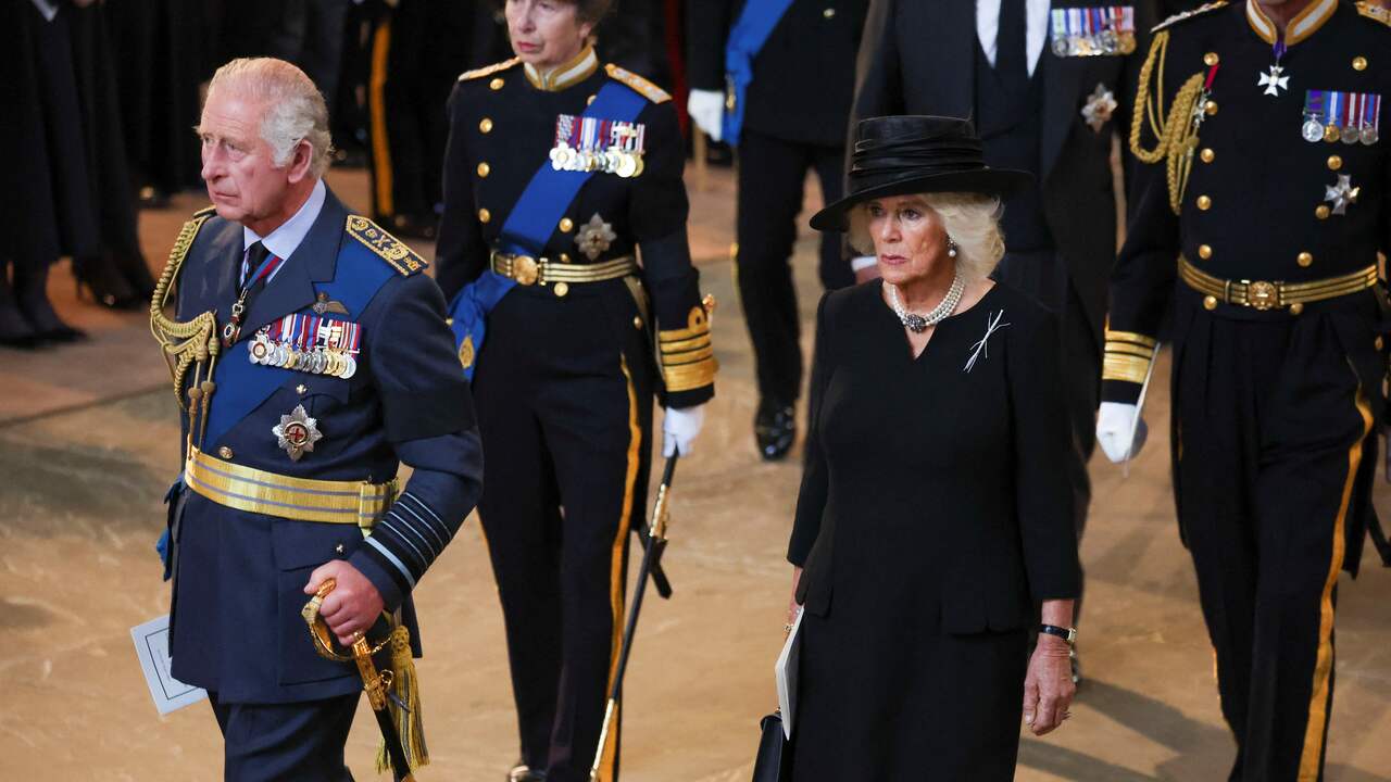 Il funerale della regina Elisabetta si conclude con due minuti di silenzio a livello nazionale |  famiglia reale