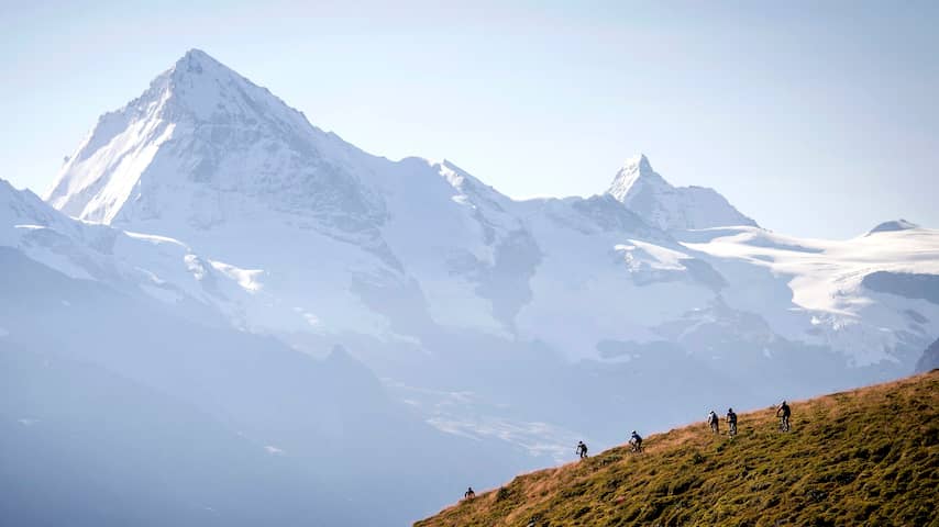 Nieuwsupdate: Nederlander dood na val Zwitserse berg | Zitting Ivana Smit