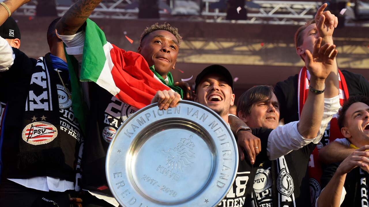 Steven Bergwijn werd drie keer kampioen met PSV.