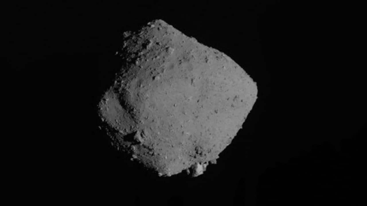 Setetes air di asteroid mendukung teori tentang asal usul kehidupan di Bumi |  Ilmu Pengetahuan