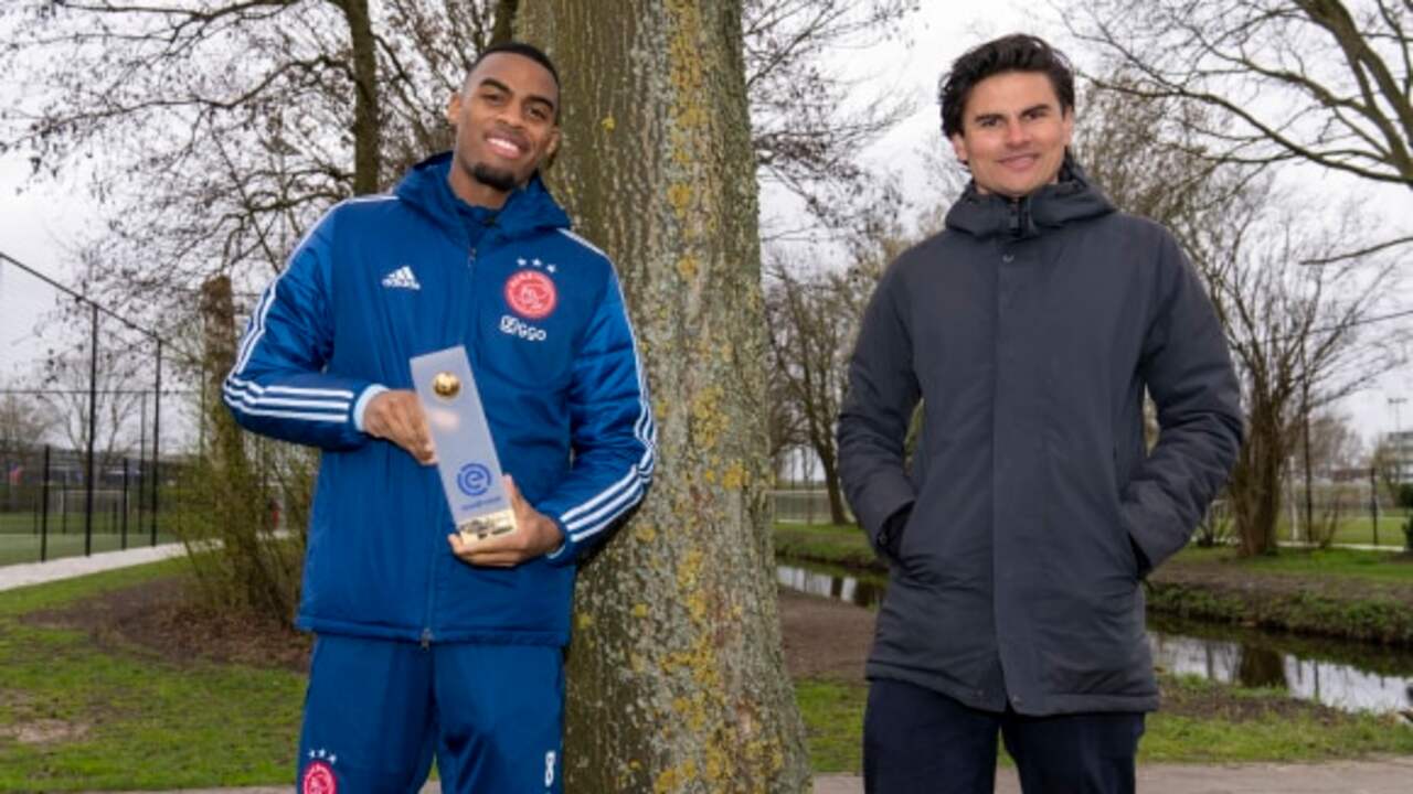 Ajax Midfielder Gravenberch Named Player Of The Month Teller Report