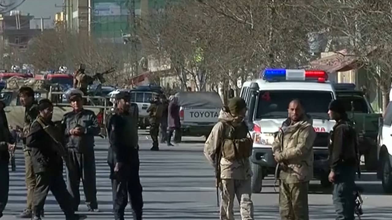Beeld uit video: Veel militairen op de been na aanslag bij persbureau in Kabul	