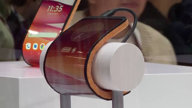 Motorola introduceert buigbare telefoon die om je pols kan