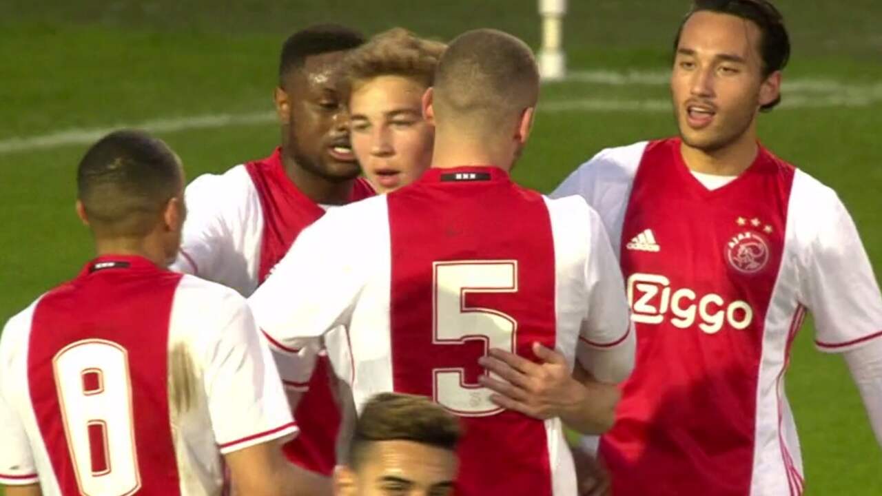 Beeld uit video: Samenvatting: Jong Ajax - Jong FC Utrecht (2-0)