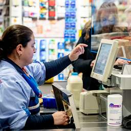 Albert Heijn neemt Jumbo-winkels over in zuiden van het land