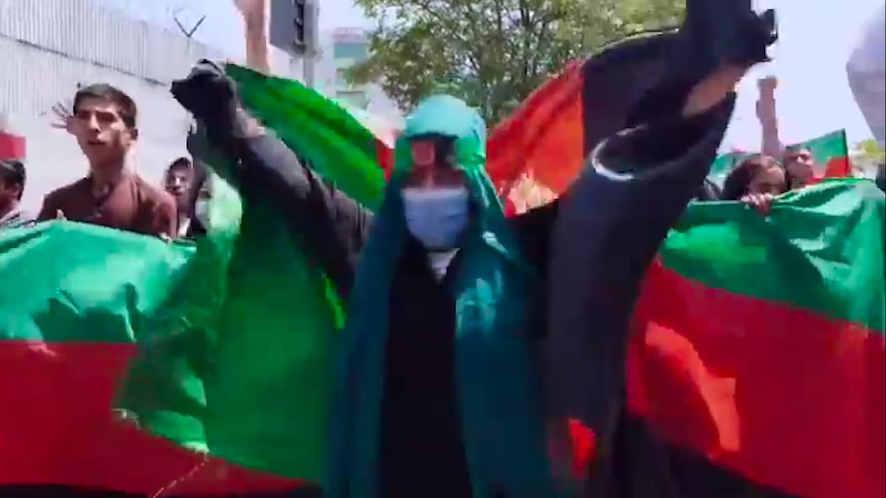 Beeld uit video: Afghanen protesteren op onafhankelijkheidsdag tegen Taliban