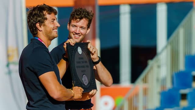 Stef Broenink (links) en Marvin Twellaar pakten zilver in de dubbeltwee.