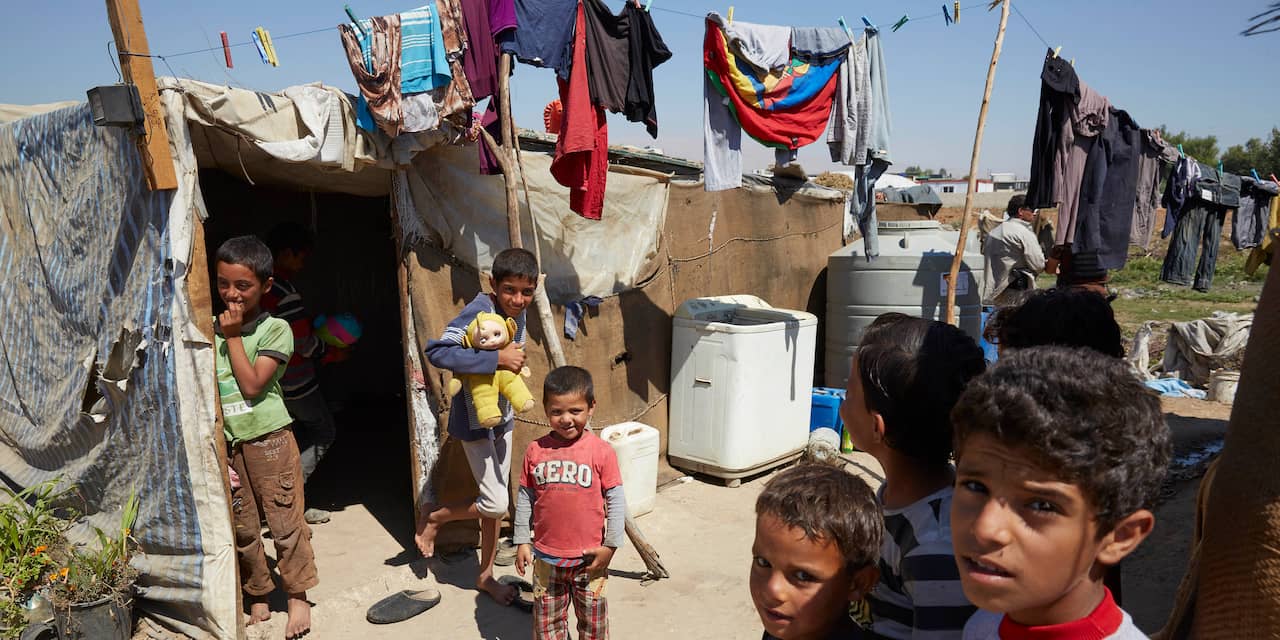 Voedselhulp Syrische vluchtelingen gehalveerd door geldgebrek