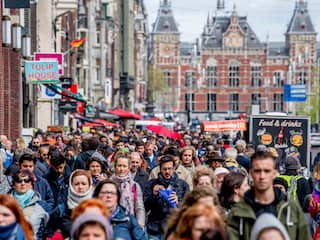 Amsterdam flink gedaald op lijst duurste steden voor expats