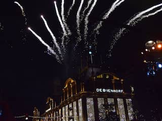 Amsterdam stelt algeheel vuurwerkverbod jaar uit door coronacrisis