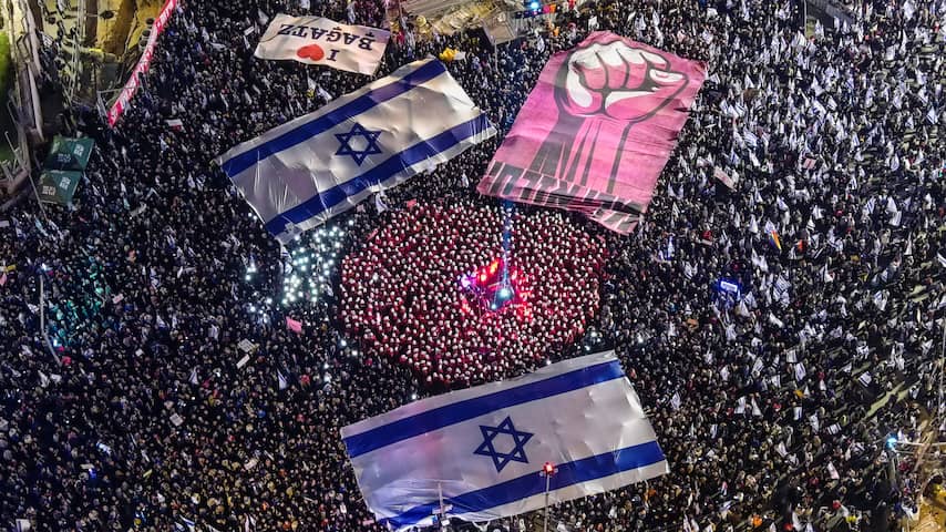 Enorme protesten in Israël tegen geplande hervormingen: 'Willen geen  dictatuur' | Buitenland | NU.nl