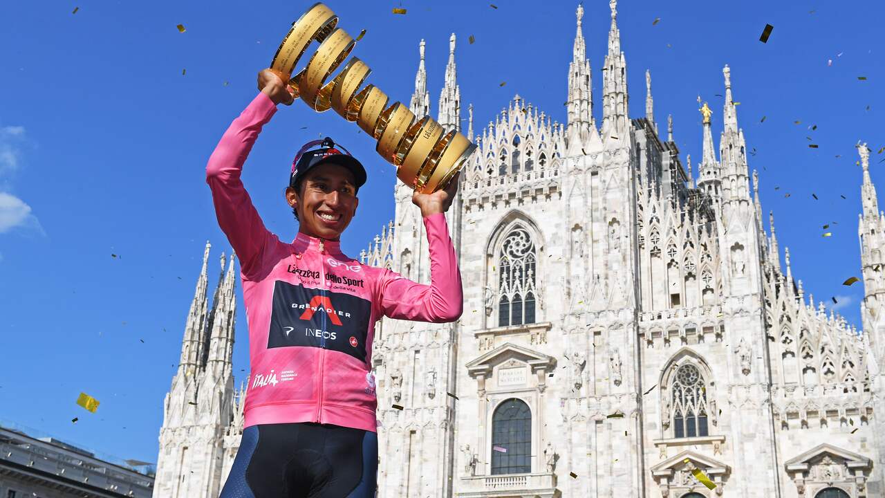 Egan Bernal won in 2021 de Ronde van Italië namens INEOS Grenadiers.