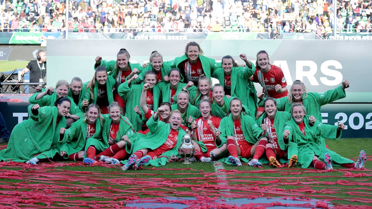 Bekerwinst 'Pleister Op De Wond' Voor Fc Twente Vrouwen Na Mislopen  Landstitel | Voetbal | Nu.Nl