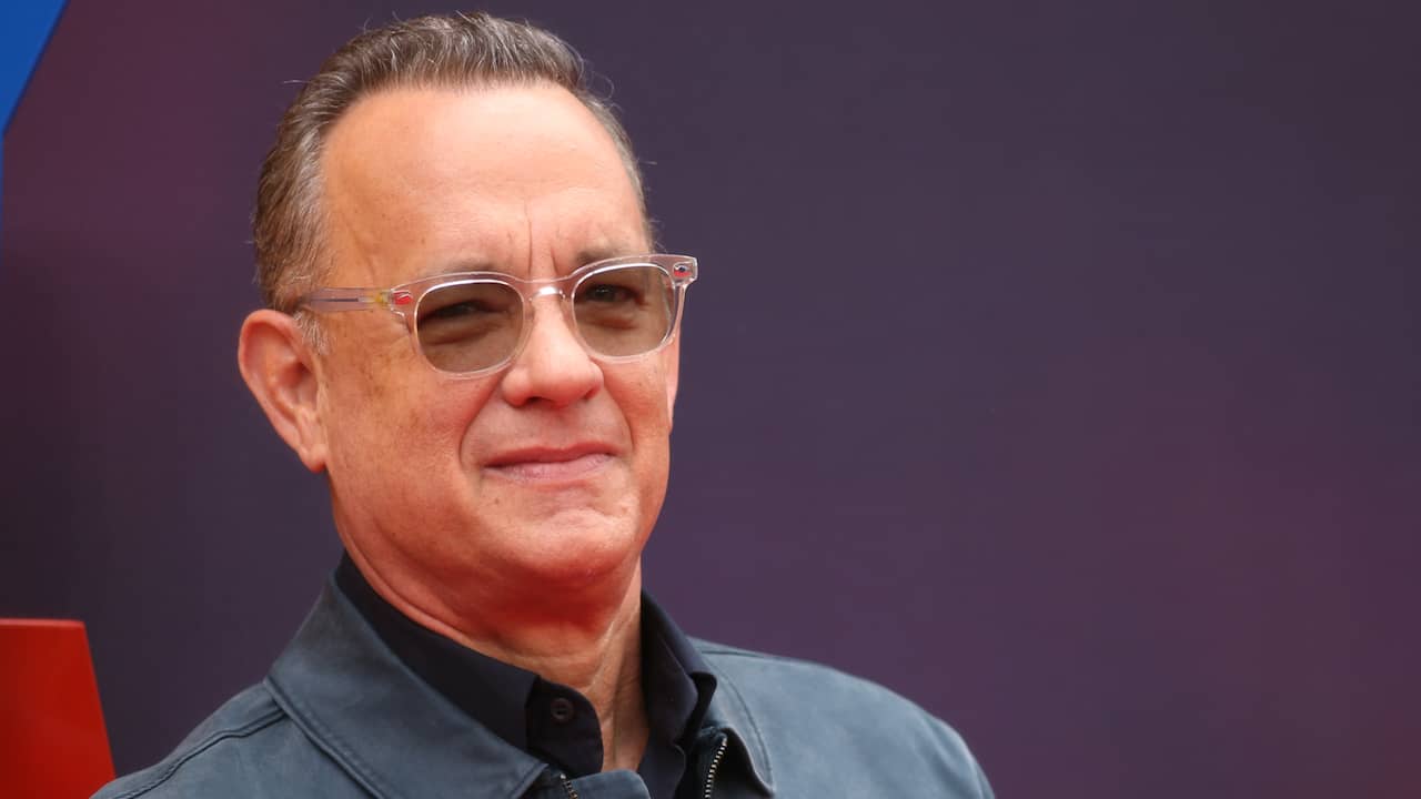 Tom Hanks paid for world famous race scene in Forrest Gump himself |  NOW