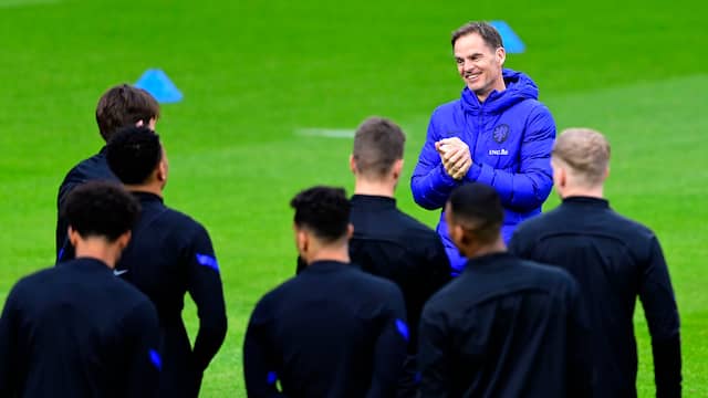 Bondscoach Frank de Boer stoomt zijn selectie klaar voor duels met Turkije, Letland en Gibraltar.