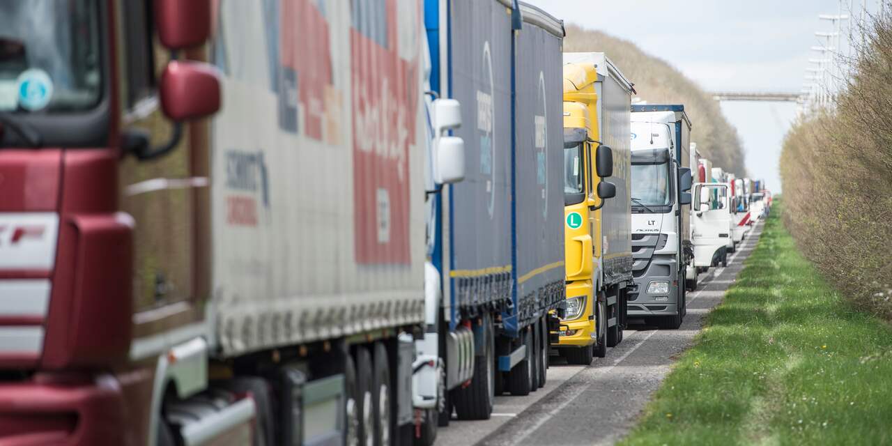 Vrachtvervoer over weg van en naar Nederland neemt toe
