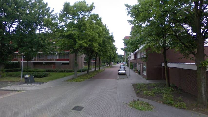 Koerier vastgebonden achtergelaten in busje na beroving in Noord