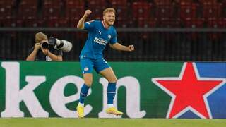 Vertessen zet PSV fraai op voorsprong bij doelpuntenregen in Zürich