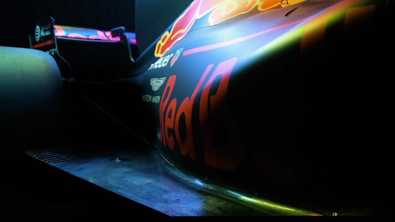 Beeld uit video: Zo ziet de nieuwe Formule 1-auto van Max Verstappen eruit