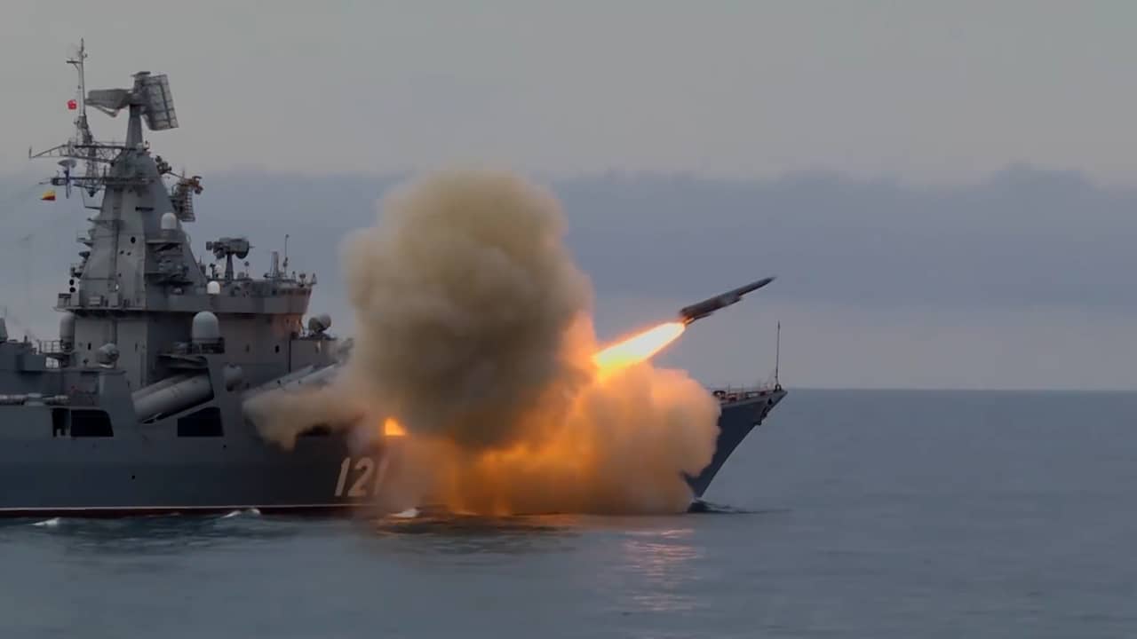 Beeld uit video: Hierom is het wegvallen van oorlogsschip Moskva een klap voor Rusland