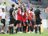 Feyenoord per bus terug naar Nederland na problemen met vliegtuig