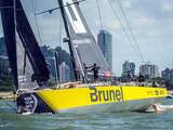 Team Brunel wint havenrace bij Newport in Volvo Ocean Race