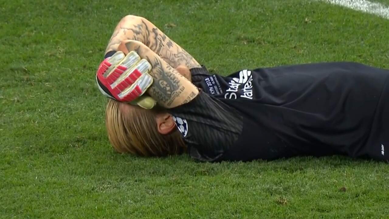 Image from video: Second blunder Karius leads to third goal Real Madrid