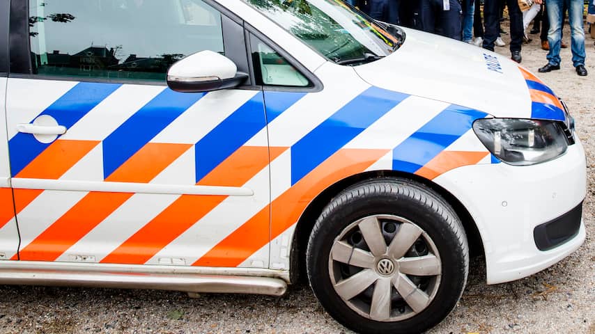 Politie schiet met hakmes dreigende man neer in Etten-Leur