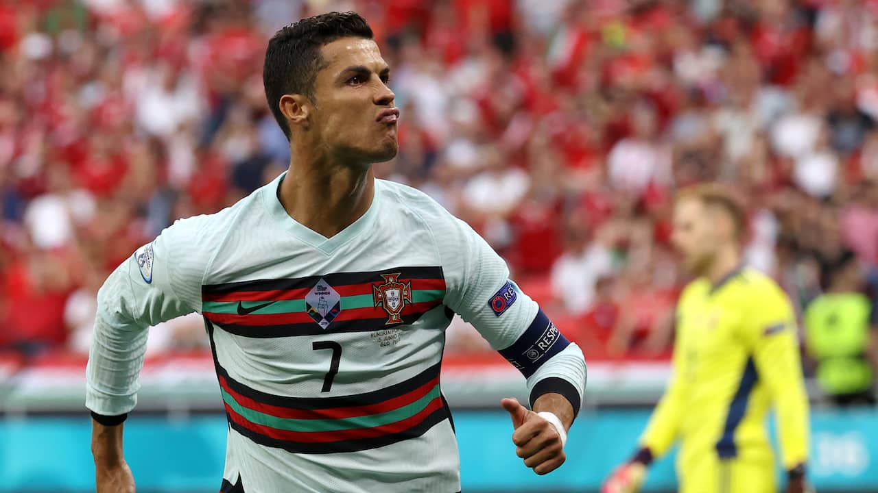 Ronaldo Geeft Recordavond Glans Door Portugal Langs Hongarije Te Leiden Nu Het Laatste Nieuws Het Eerst Op Nu Nl
