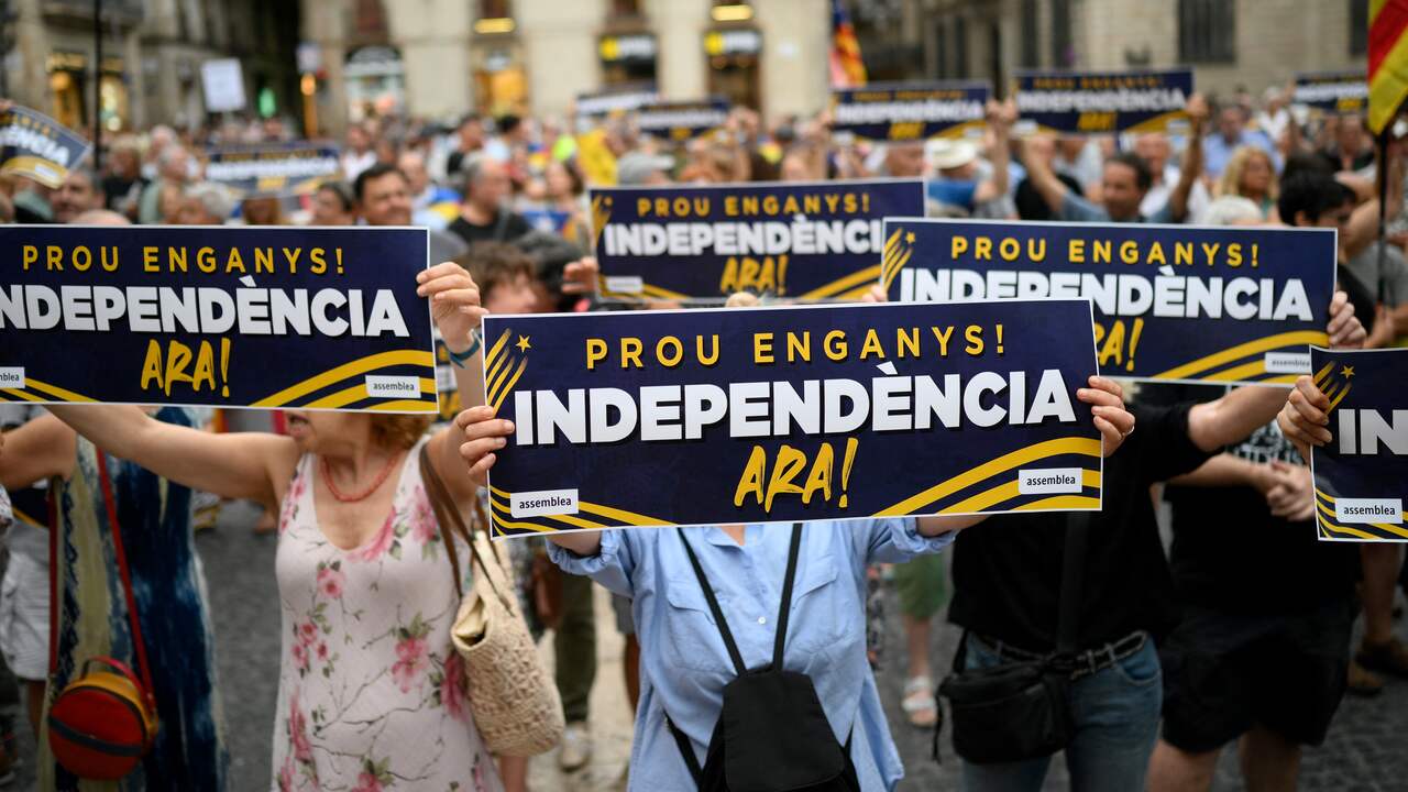 Sei anni dopo il referendum catalano, in Spagna si riaccendono i contrasti sulle elezioni  al di fuori