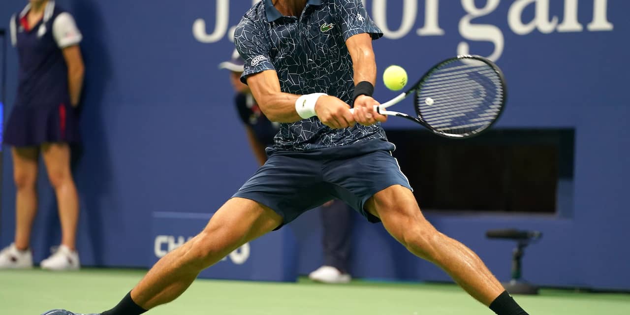 Djokovic en Federer naar derde ronde US Open, Wozniacki onderuit