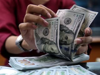 Tiener brengt gevonden portemonnee met 10.000 dollar naar politie VS