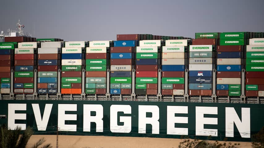 Schip in Suezkanaal eindelijk los | Excuses Ollongren en Jorritsma