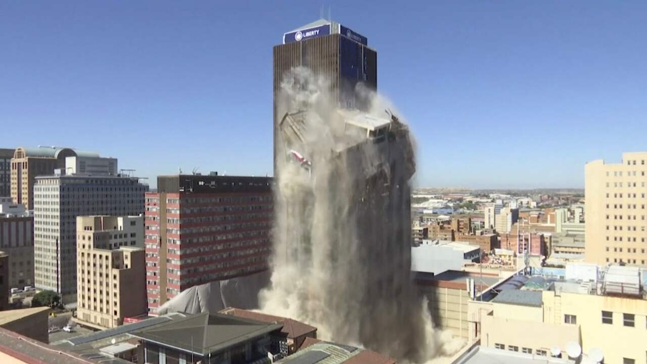 108 meter hoog gebouw in Johannesburg tot ontploffing gebracht