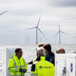 Windmolenpark in Noordzee is geopend, maar nog niet helemaal af