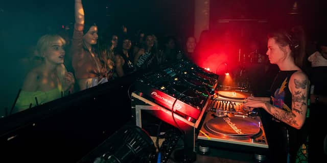 Open nachtclubs als symbolisch einde van de coronacrisis