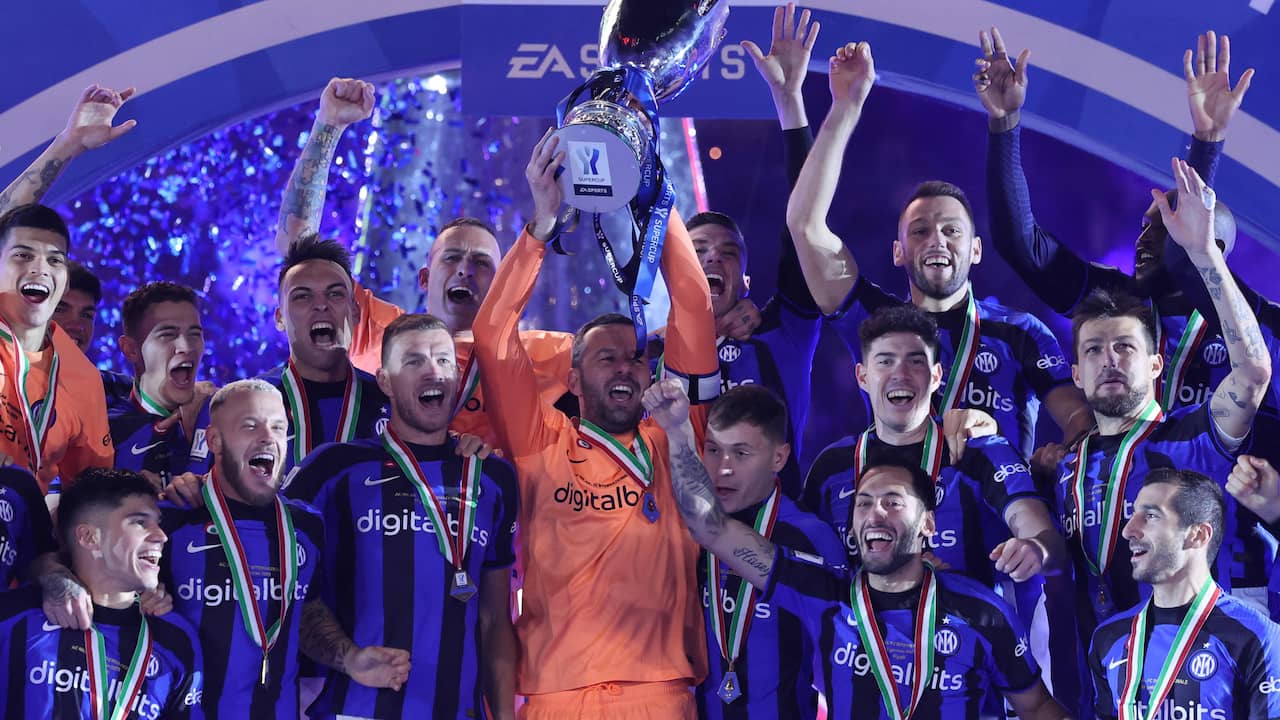 Inter wins against city rivals AC Milan and conquers Italian supercup |  Football