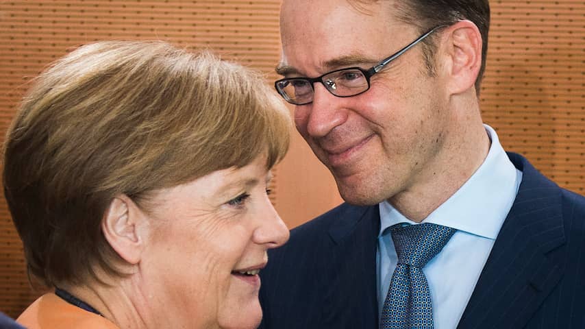 'Merkel wil Duitser als opvolger Draghi'
