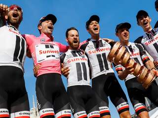 Sunweb was vooraf met achtste of negende plek in Giro ook tevreden geweest