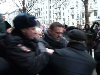 Russische oppositieleider weer vrij na arrestatie tijdens demonstratie