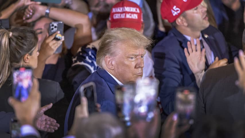 Trump haalt in speech na arrestatie uit naar 'zij die de natie willen vernietigen'