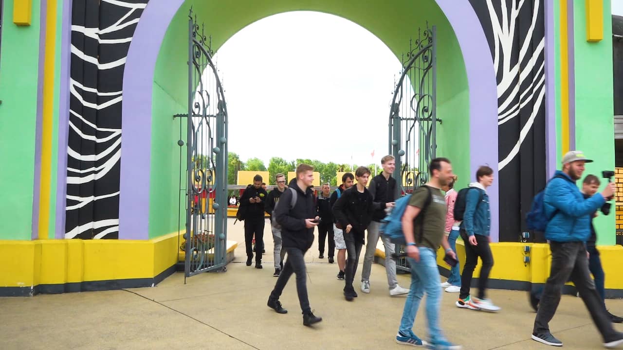 Walibi weer open 'Ik wacht maar een kwartier bij de achtbaan' NU.nl Walibi weer open 'Ik wacht maar een kwartier bij de achtbaan' NU.nl