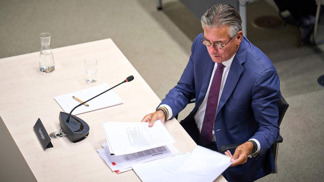 Former minister Maxime Verhagen during his interrogation.