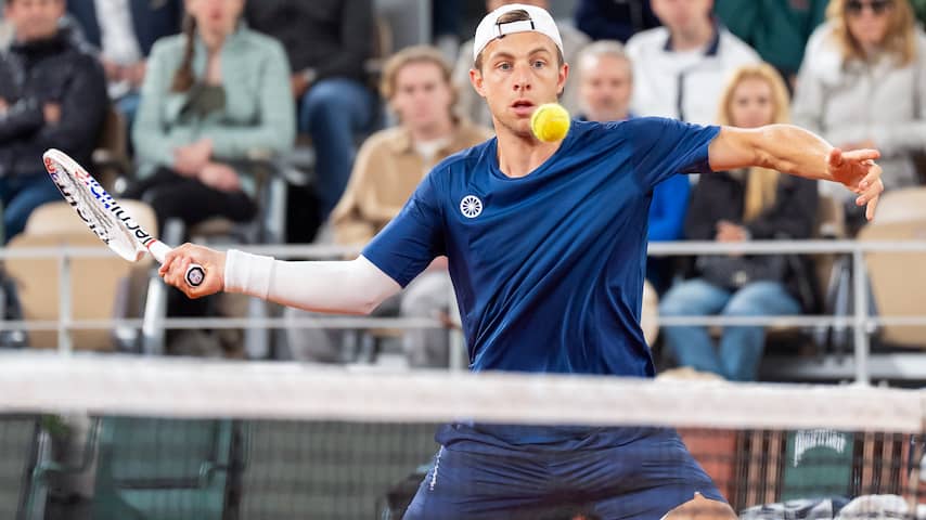 Griekspoor Laat Wereldtopper Zverev Ontsnappen In Thriller Op Roland ...