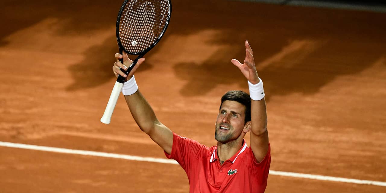 Djokovic wint twee keer op één dag en strijdt met Nadal om titel in Rome