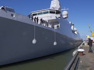 Nederlands marineschip vertrekt voor training met NAVO-bondgenoten