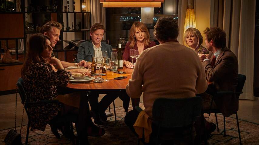 Recensieoverzicht: Linda de Mols film is 'smeuïg' met 'brave conclusie'