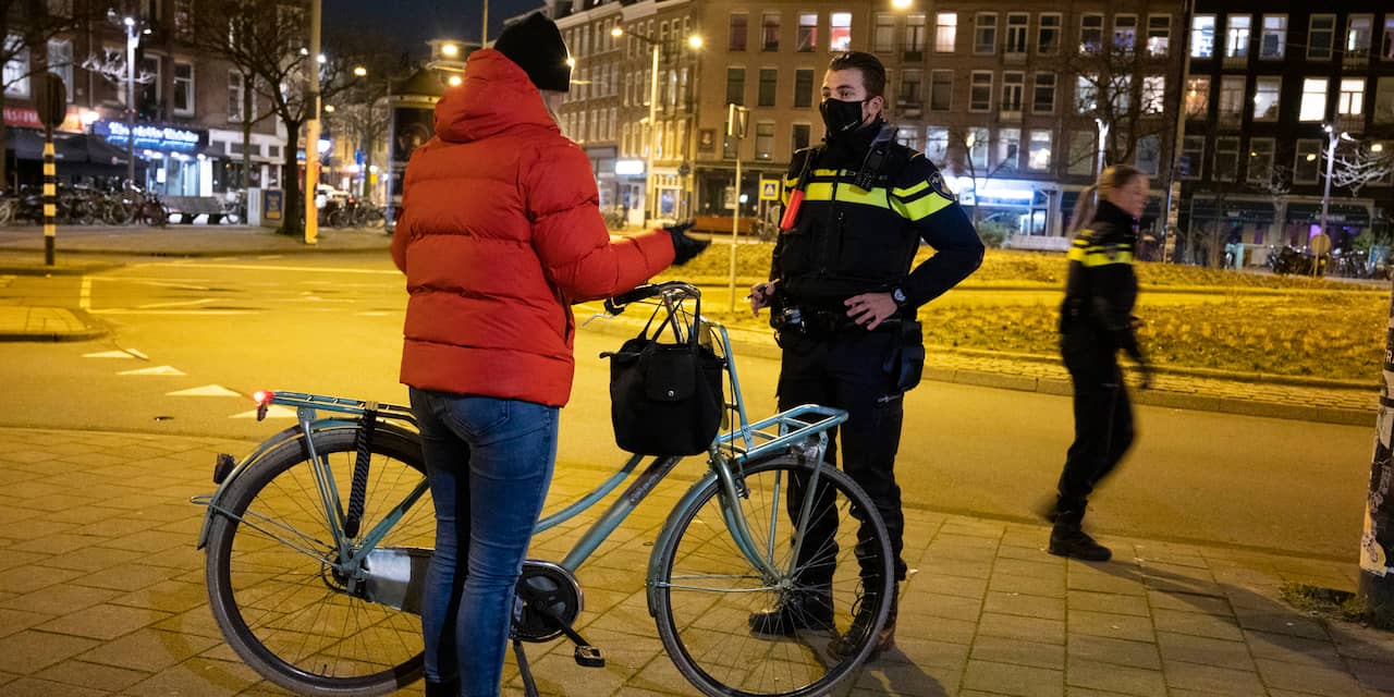 Politie 'over het algemeen tevreden' over eerste nacht avondklok