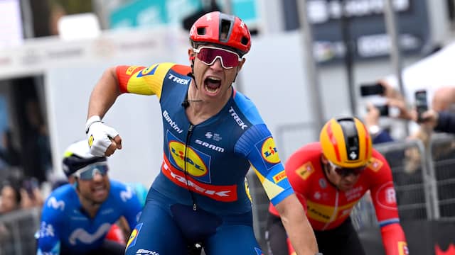 Jonathan Milan wint vierde etappe van de Giro d'Italia