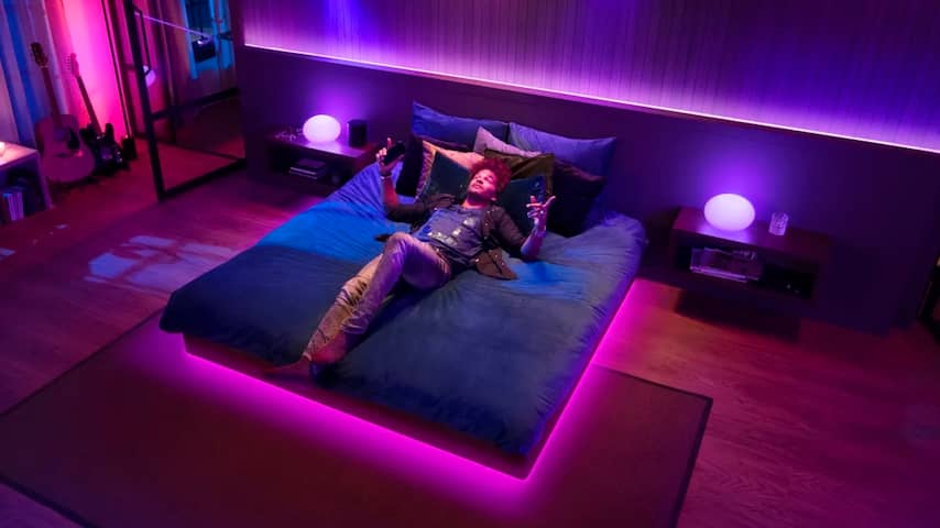 vijver Schurend informeel Philips Hue-lampen reageren op muziek dankzij samenwerking met Spotify |  Tech | NU.nl